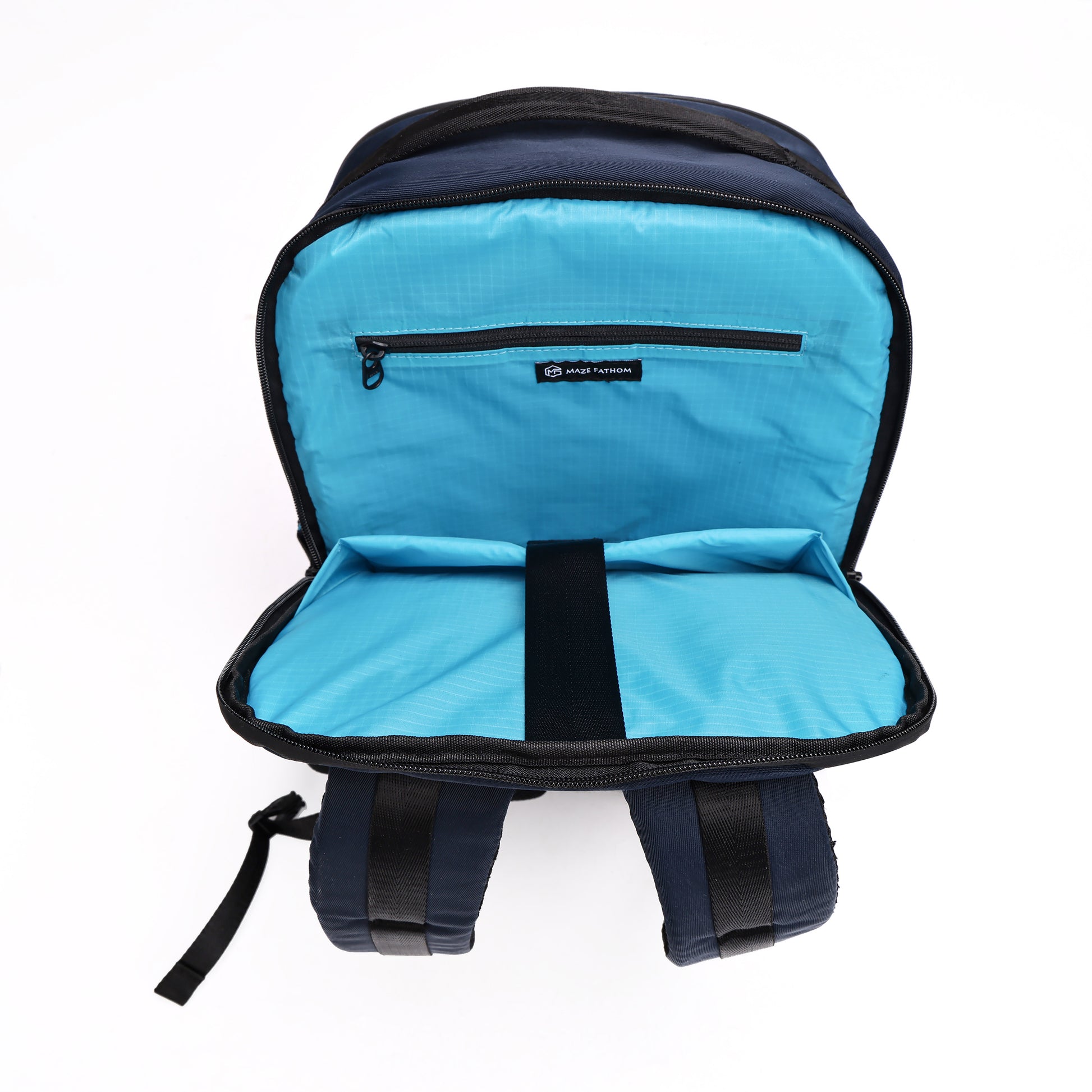 Urbano Travel Backpack 27L Twill 420D Navy Blue – Maze Fathom Store Urbano Travel Backpack 27L Twill 420D Navy Blue – Maze Fathom Store